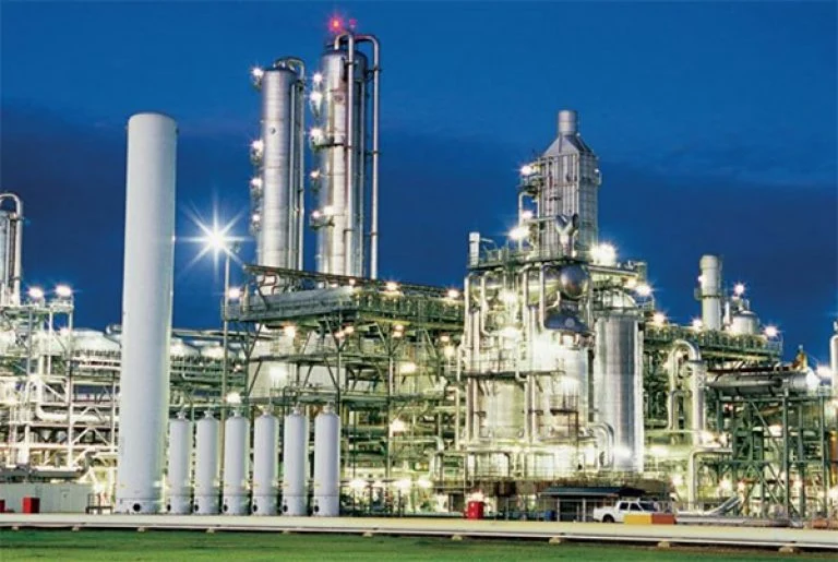 Instalaciones de una planta industrial